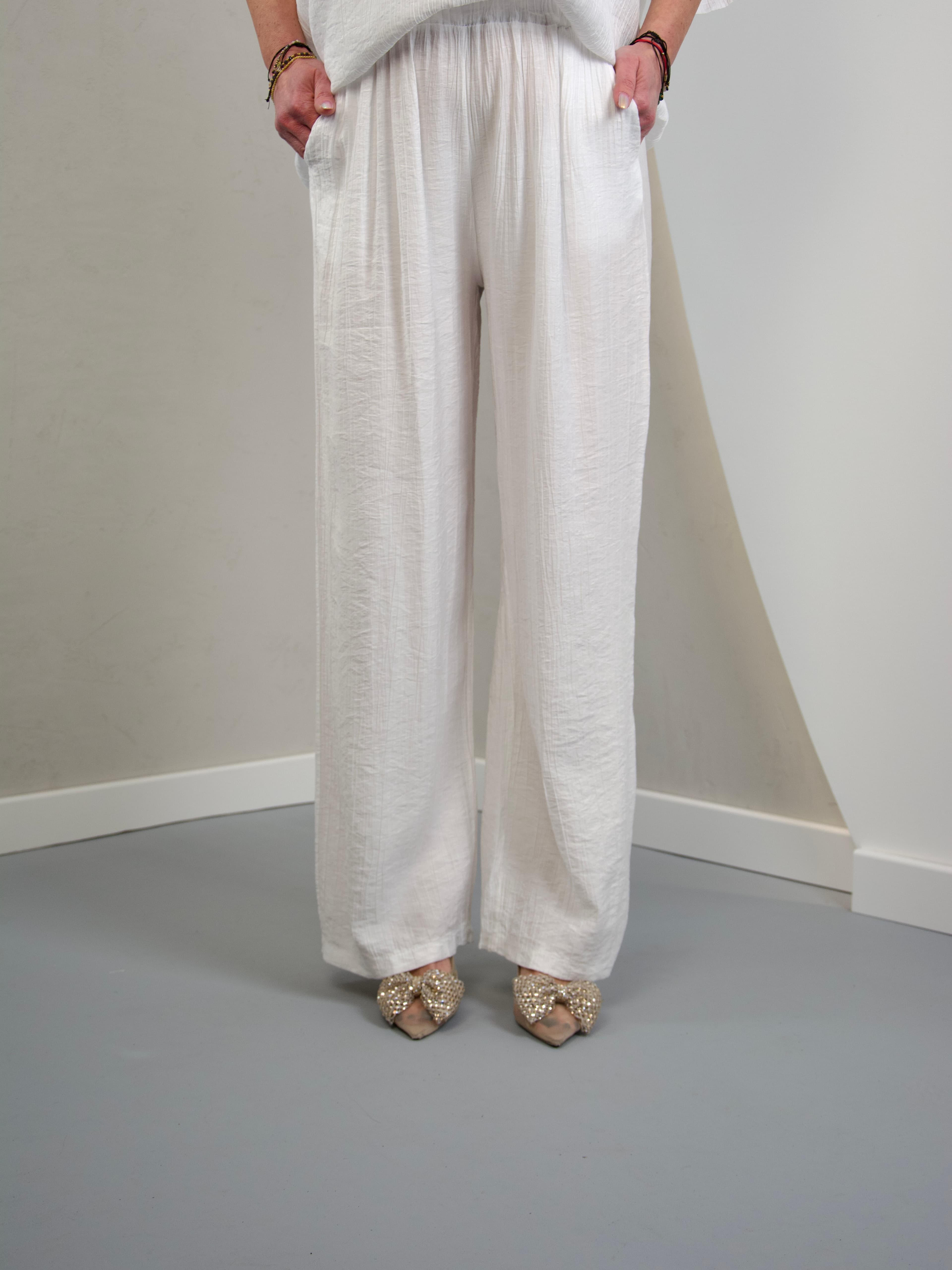 Wide-leg trousers