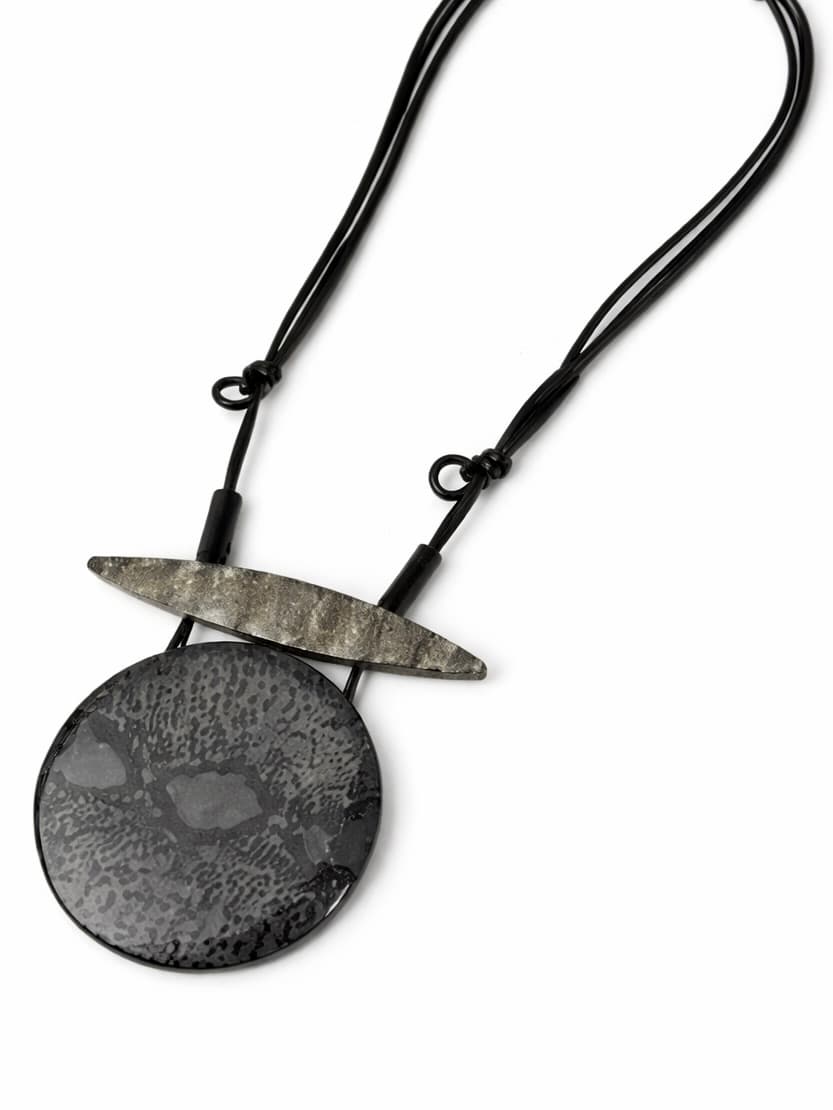 Black pendant with a round stone Alex Max