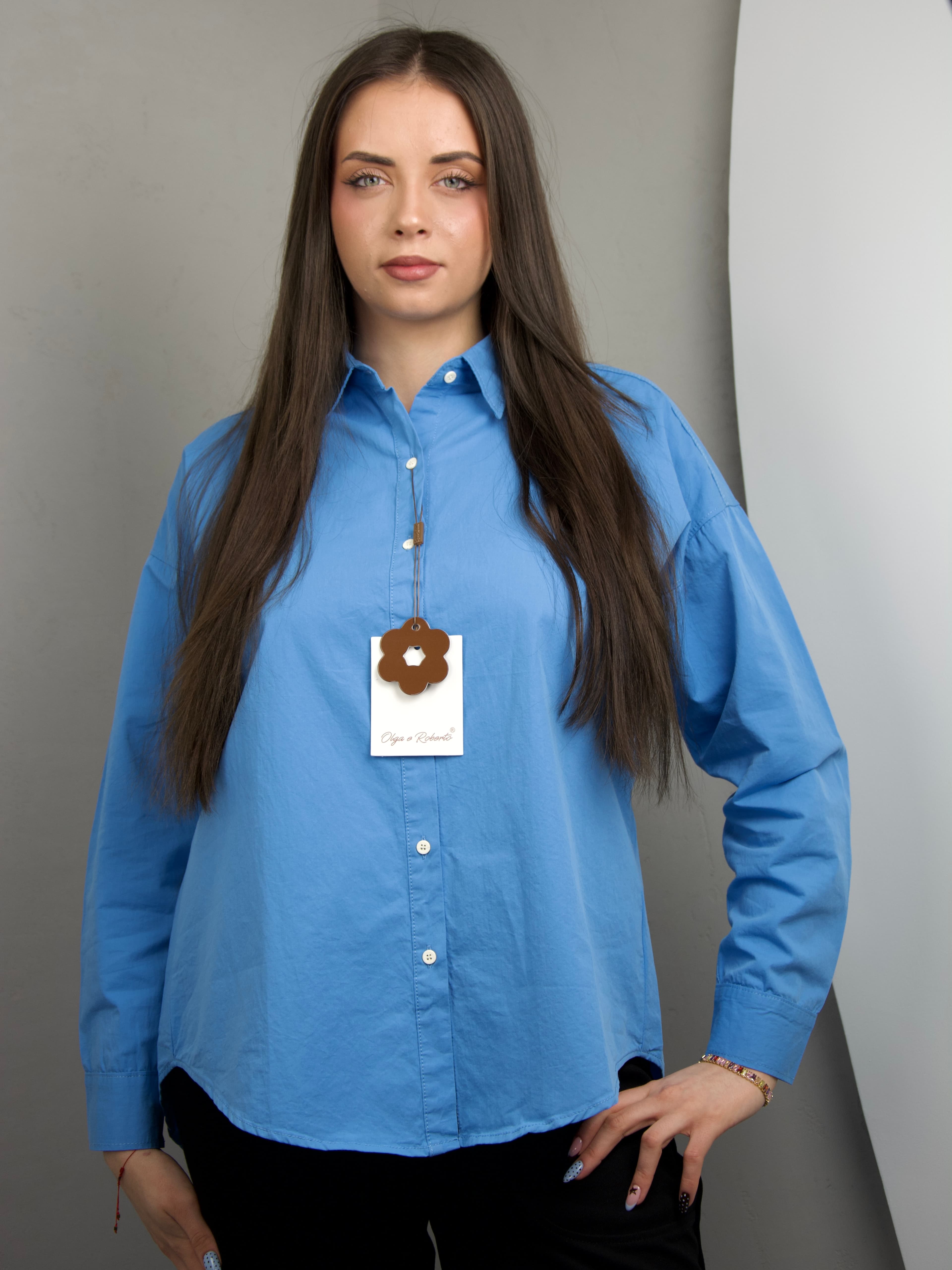 Koszula gładka z delikatnym haftem