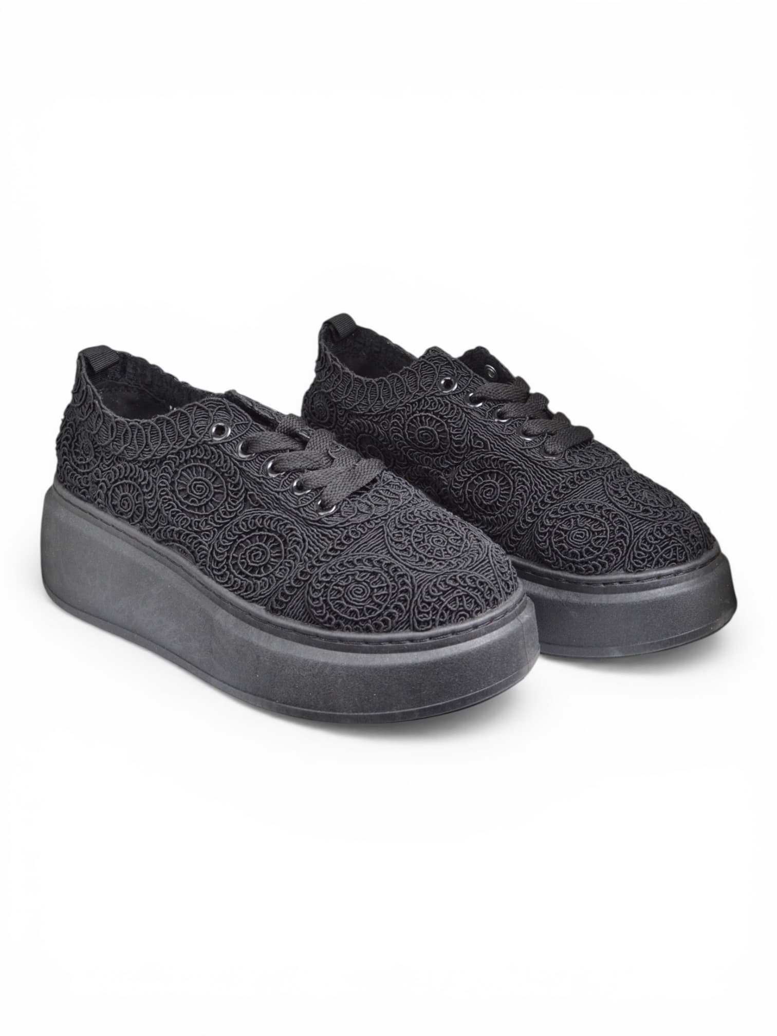 Buty na wysokiej platformie CZARNE