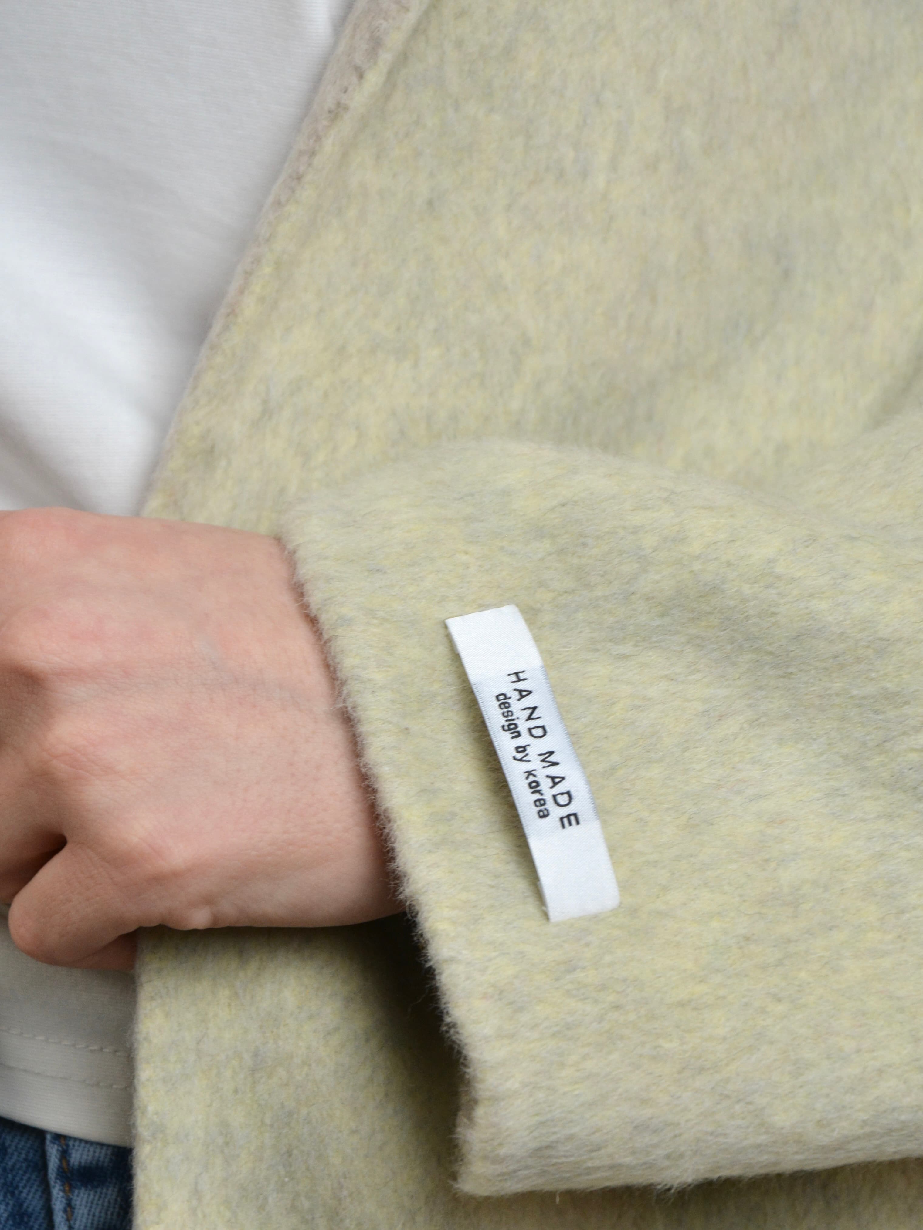 Płaszcz wełniany z kapturem