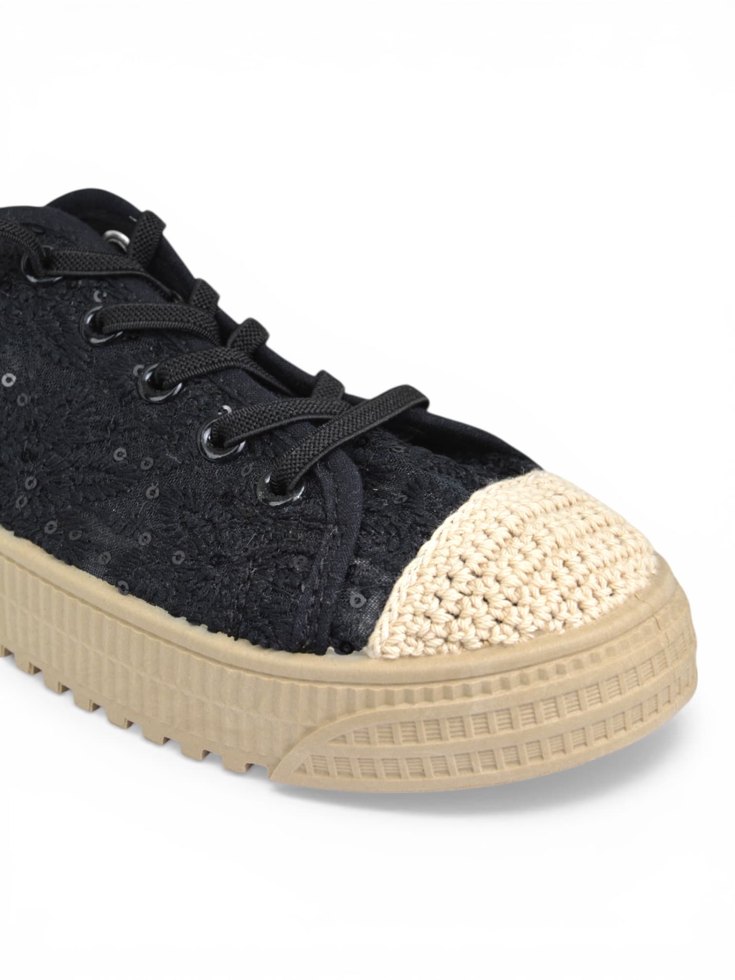 Buty z koronką CZARNE