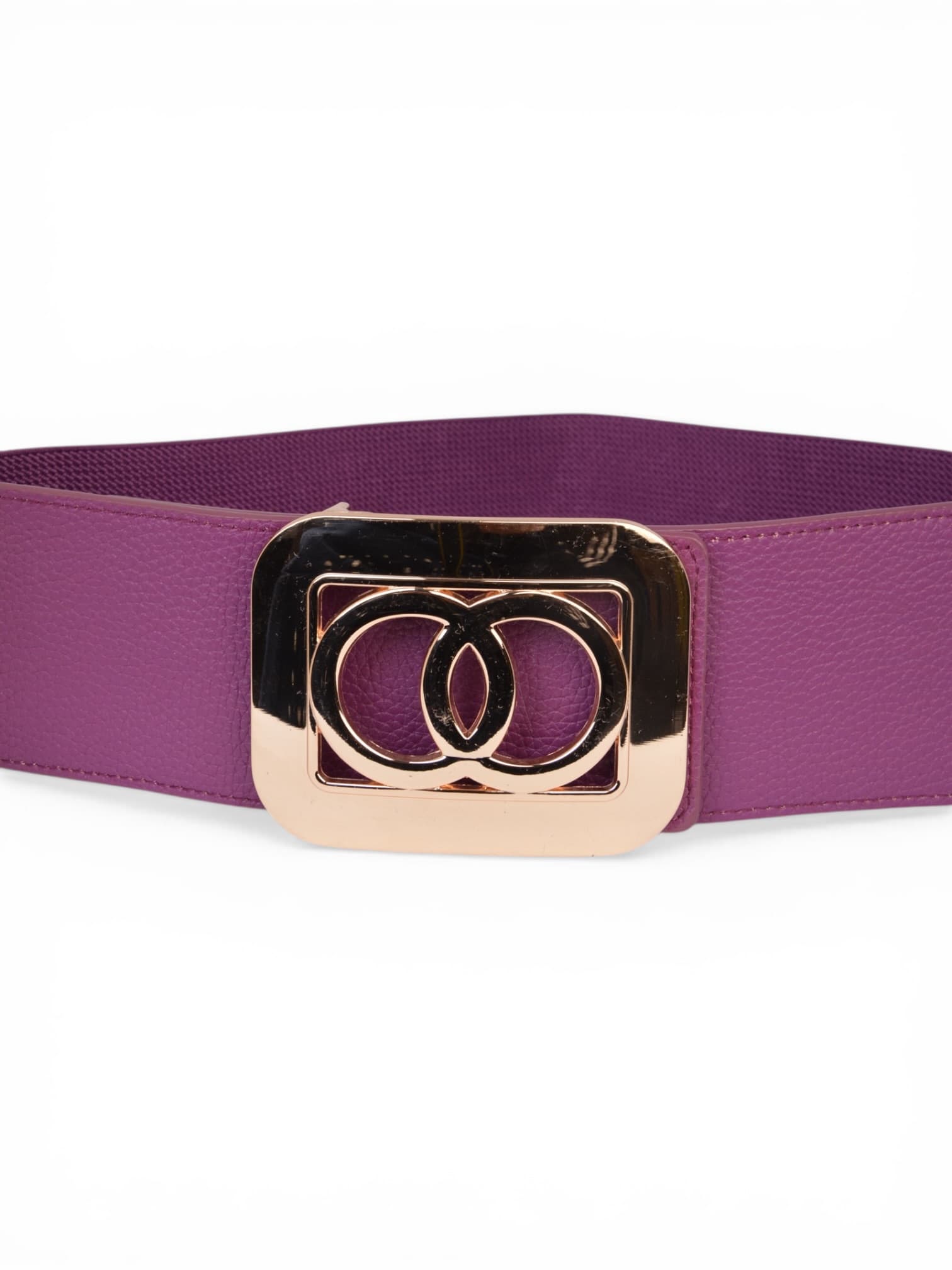 A purple belt with two wheels