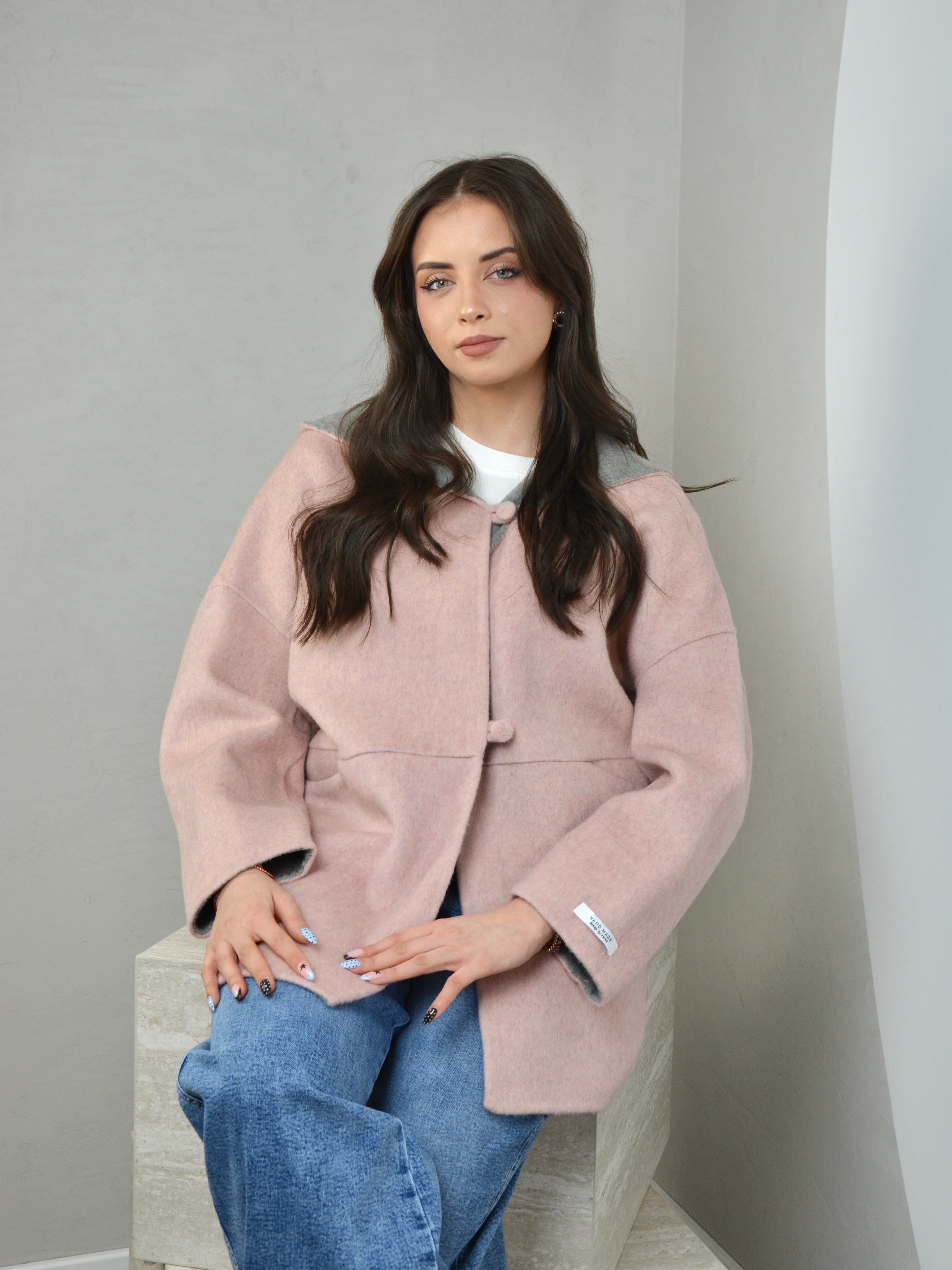 Płaszcz wełniany z kapturem