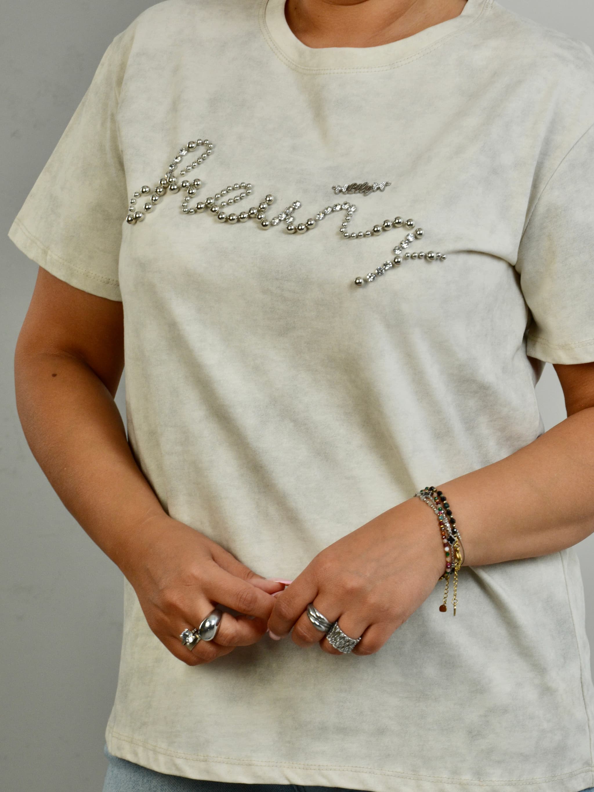 T-shirt  z cyrkonowym napisem