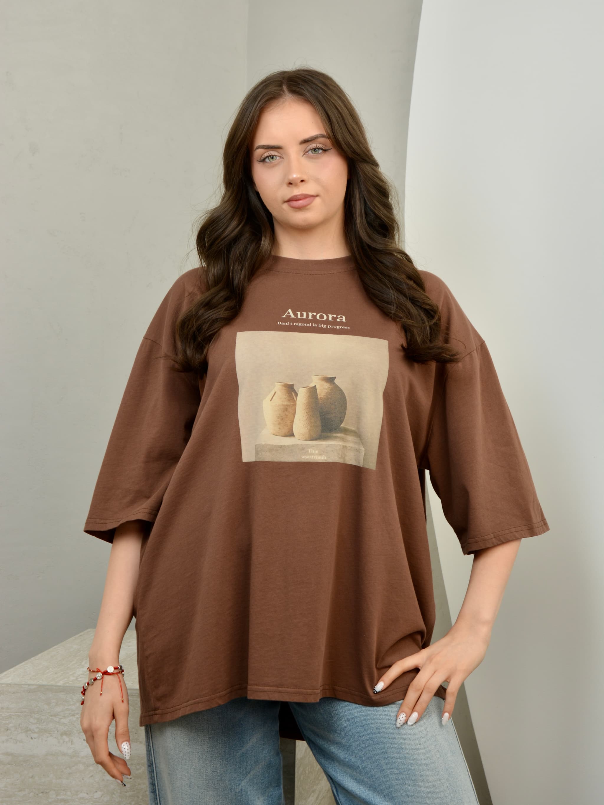 T-shirt z dzbanami