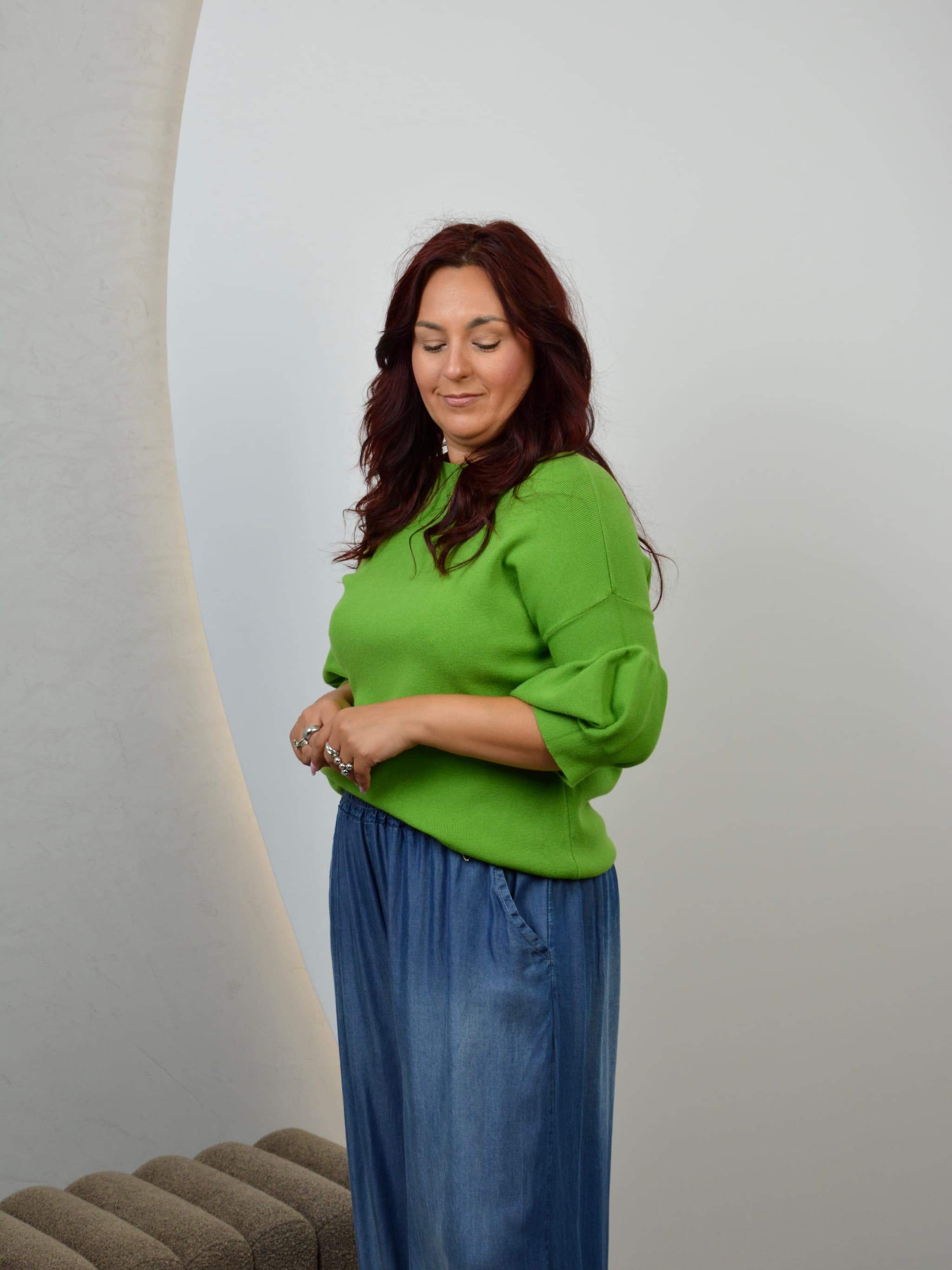 Sweter z bufiastymi rękawami